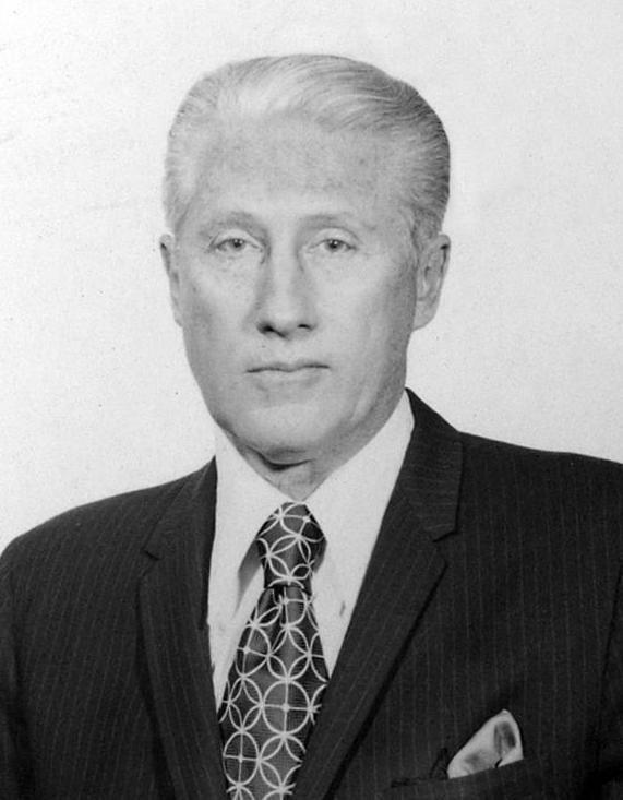 Official FBI portrait of Mark Felt.